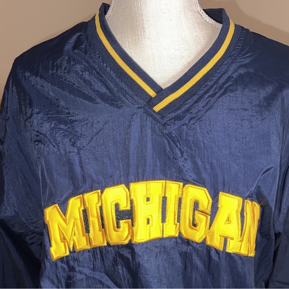 🆕UNIVERSITY OF MICHIGAN Vintage Varsity Pullover Jacket - Picture 2 of 7